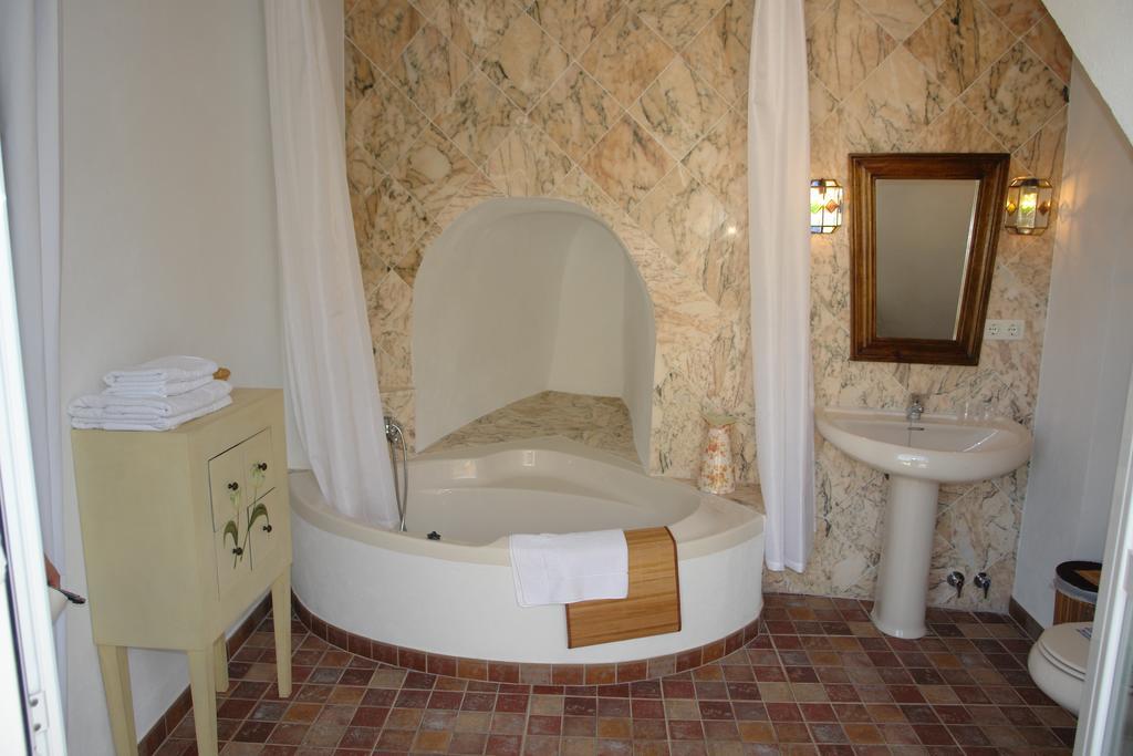 Casa Rural Plaza De Santa Maria Cazorla Kültér fotó